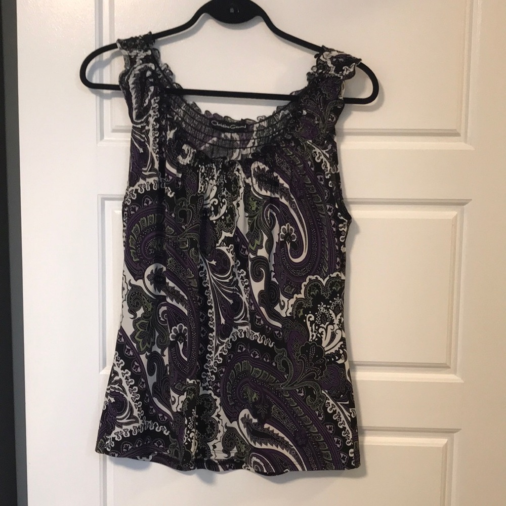 Flowy sleeveless tank.